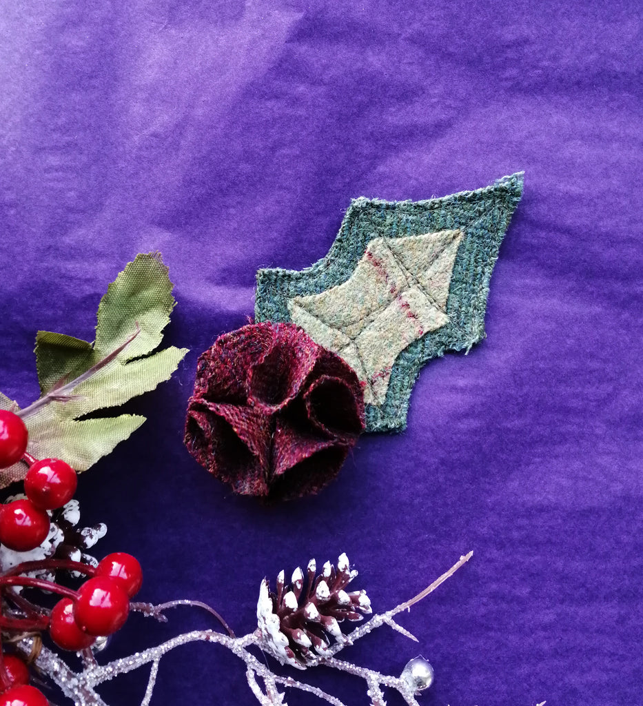 Holly Brooch- Green Herringbone