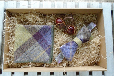 Blackberry Crumble Bow Tie Gift Box