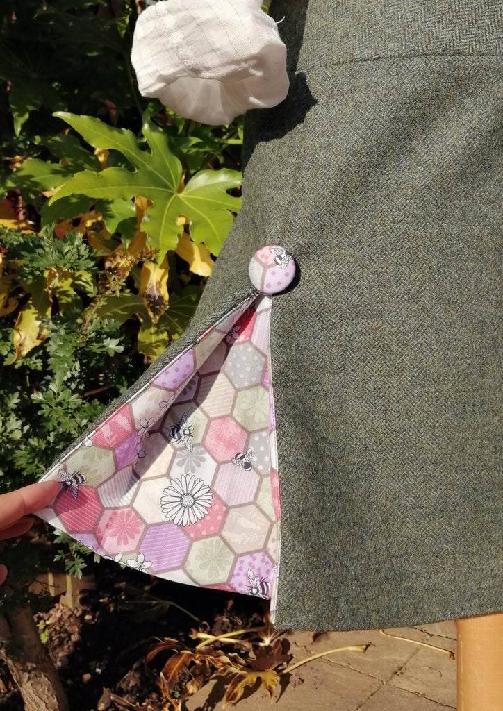 Honey Bee Tweed Skirt