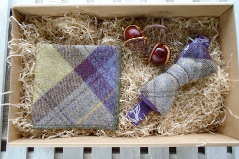 Blackberry Crumble Bow Tie Gift Box